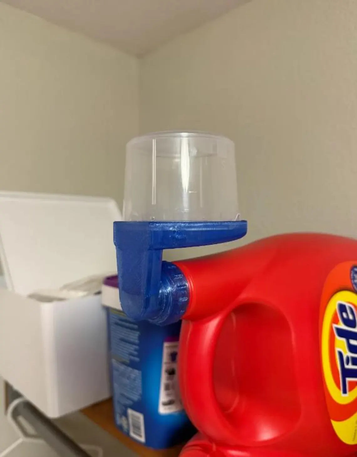 Laundry Detergent Bottle Pourer Updated 3D Printable Dispenser Bottle Holder Screw-On Rotating